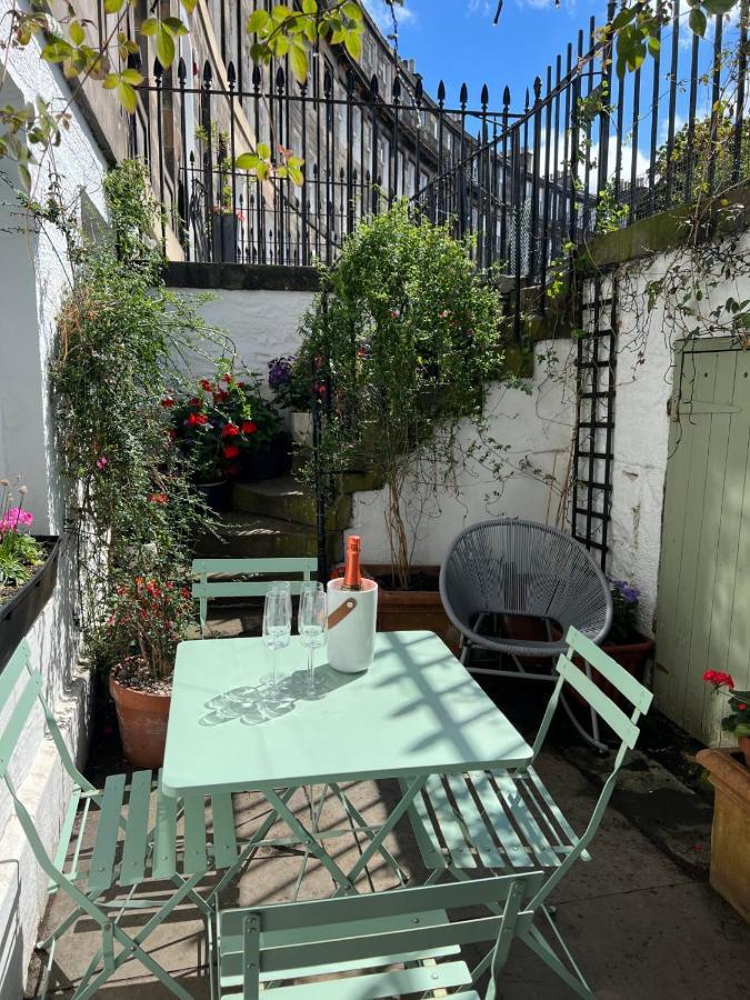 شقة Guestready - Chic Flat In The Heart Of إدنبرة المظهر الخارجي الصورة